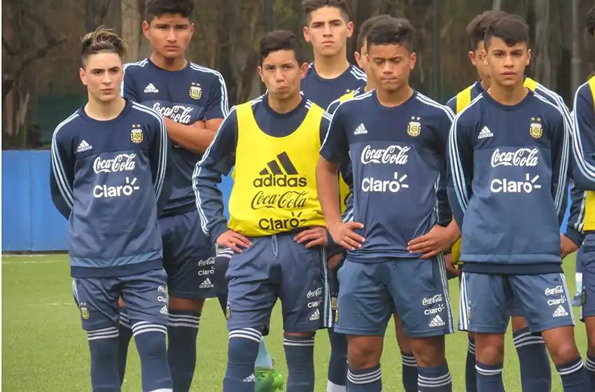 Cuatro jugadores rojinegros en la Sub 15 de Placente