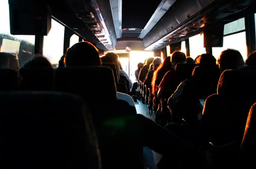 ¿Qué tener en cuenta para comprar pasajes y viajar en micros de larga distancia?