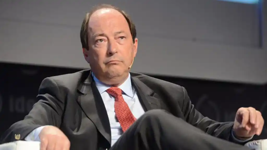 Ernesto Sanz, crítico del oficialismo y la oposición