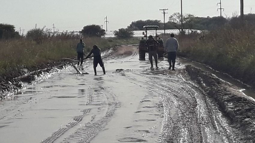 Aseguran que hay una “necesidad imperiosa” de mejorar el estado de los caminos rurales