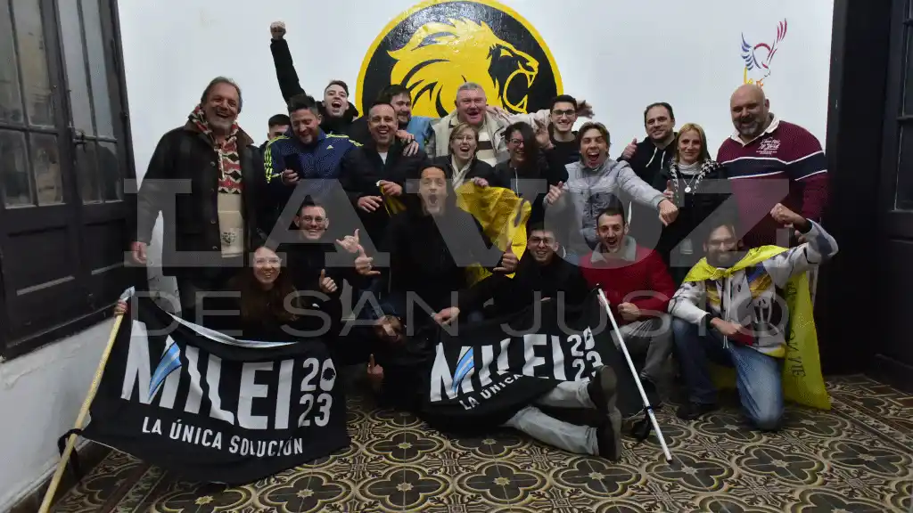 Festejan los libertarios en la ciudad.