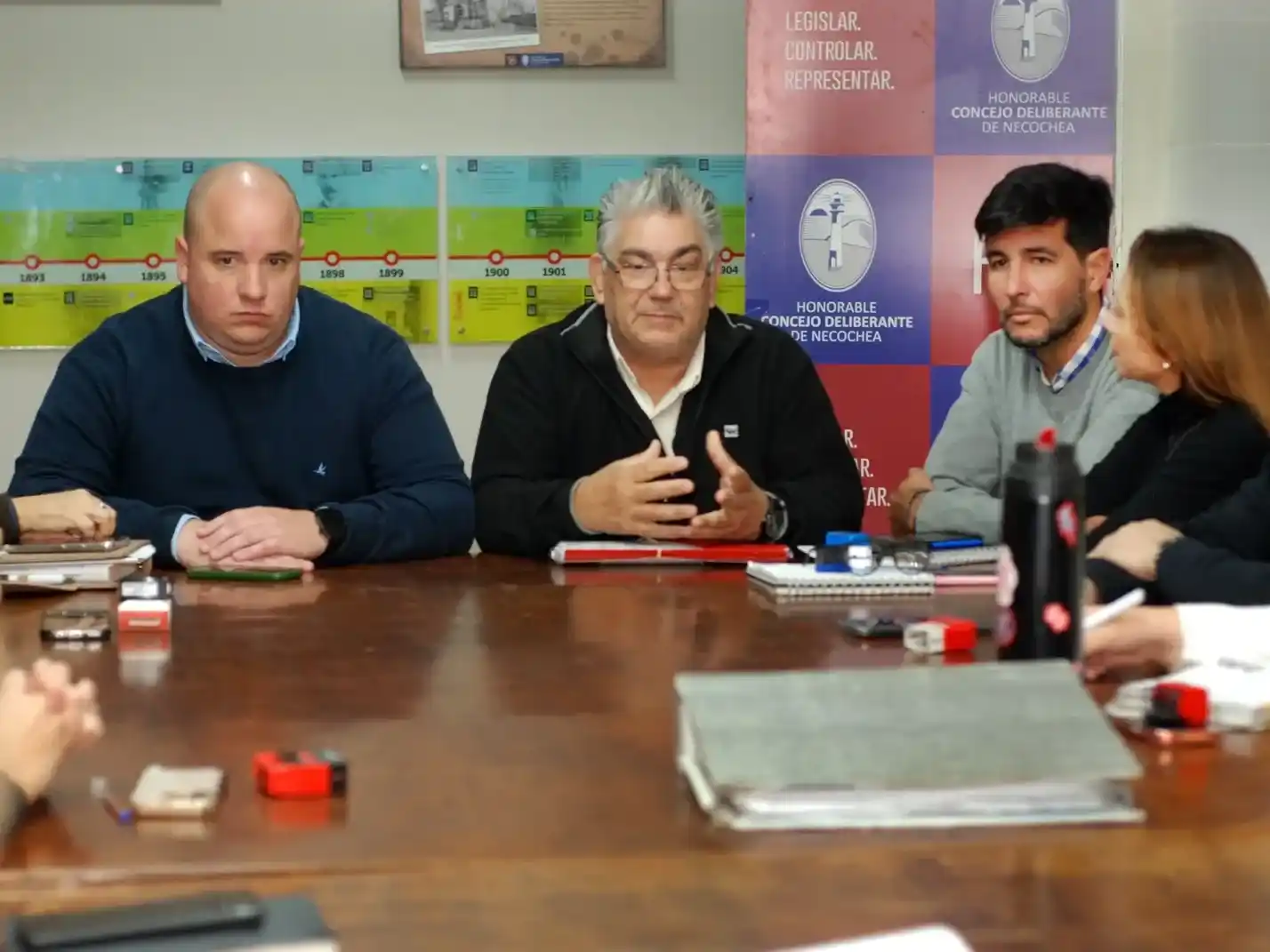 Visita. Julián Corro y Guillermo Rodríguez, representante de ETON S.A y único oferente para la concesión de la Terminal