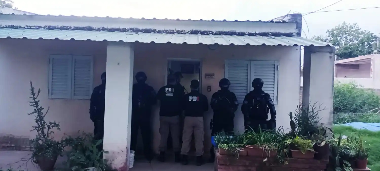 Con un machete le cortó varios dedos a un hombre: allanamientos de la PDI en San Javier - 3