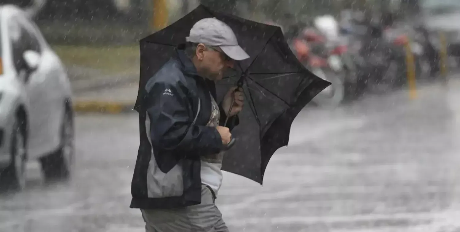 Alerta por tormenta y viento en cinco provincias del país