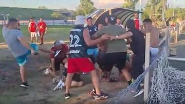 Los que aparecen pegándose en el video son una facción de trabajadores camioneros de una empresa de gaseosas