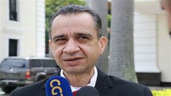 Diputado asegura que la consulta del 25 de agosto es para «responder» a la «agenda violenta» de la oposición