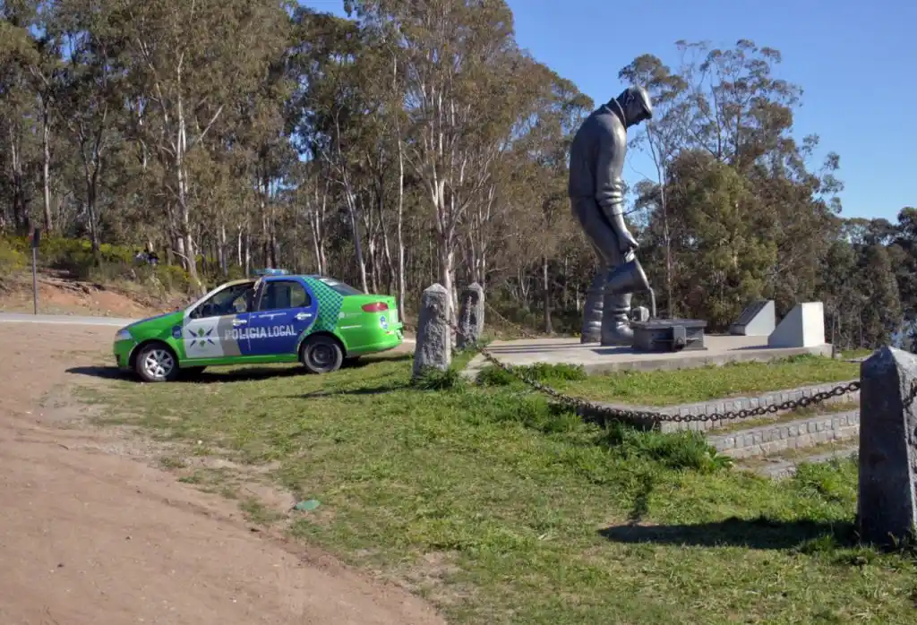 El Municipio insistió en limitar la circulación y potenciar los cuidados 