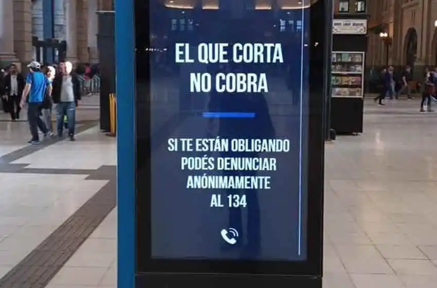 «El que corta, no cobra»: la advertencia del Gobierno en los espacios públicos tras el protocolo antipiquetes