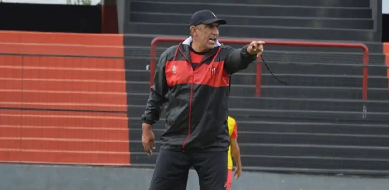 Patronato prepara dos cambios para recibir a Lanús