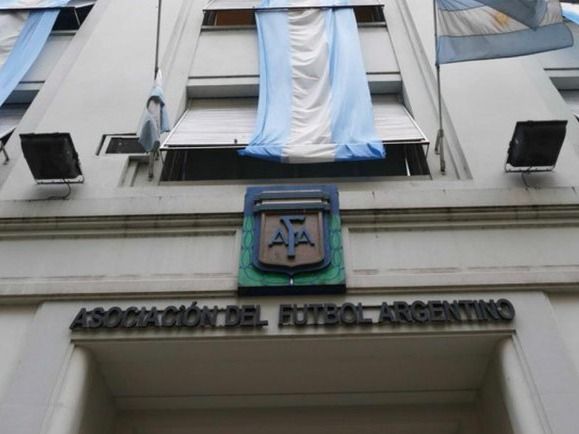 AFA anunció en el final del horario de verano en el fútbol
