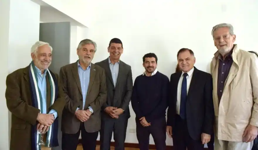 Presentan empresa nacional para el proceso de industrialización del cannabis medicinal