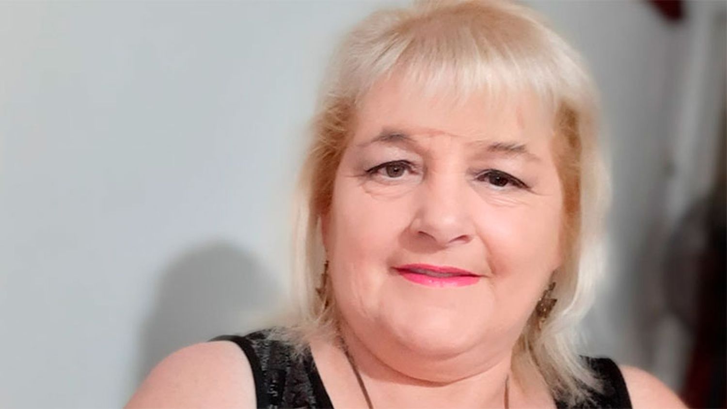 Tristeza y desolación en el último adiós a Liliana, una enfermera fallecida por Covid