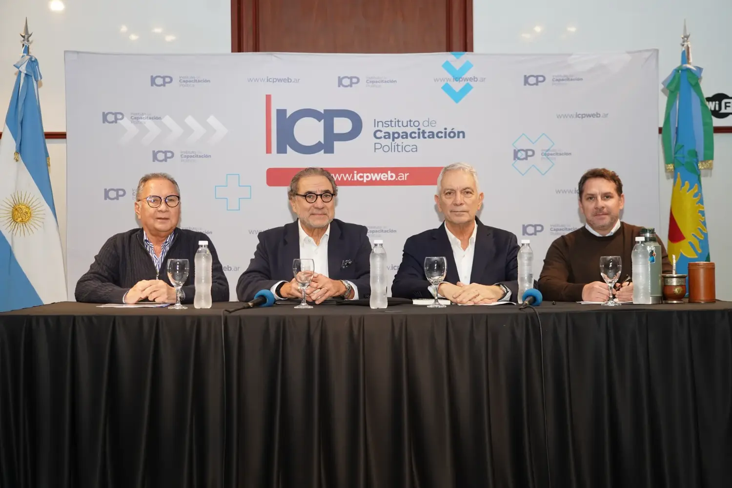 Julio Alak presentó una nueva clase del curso de formación política.