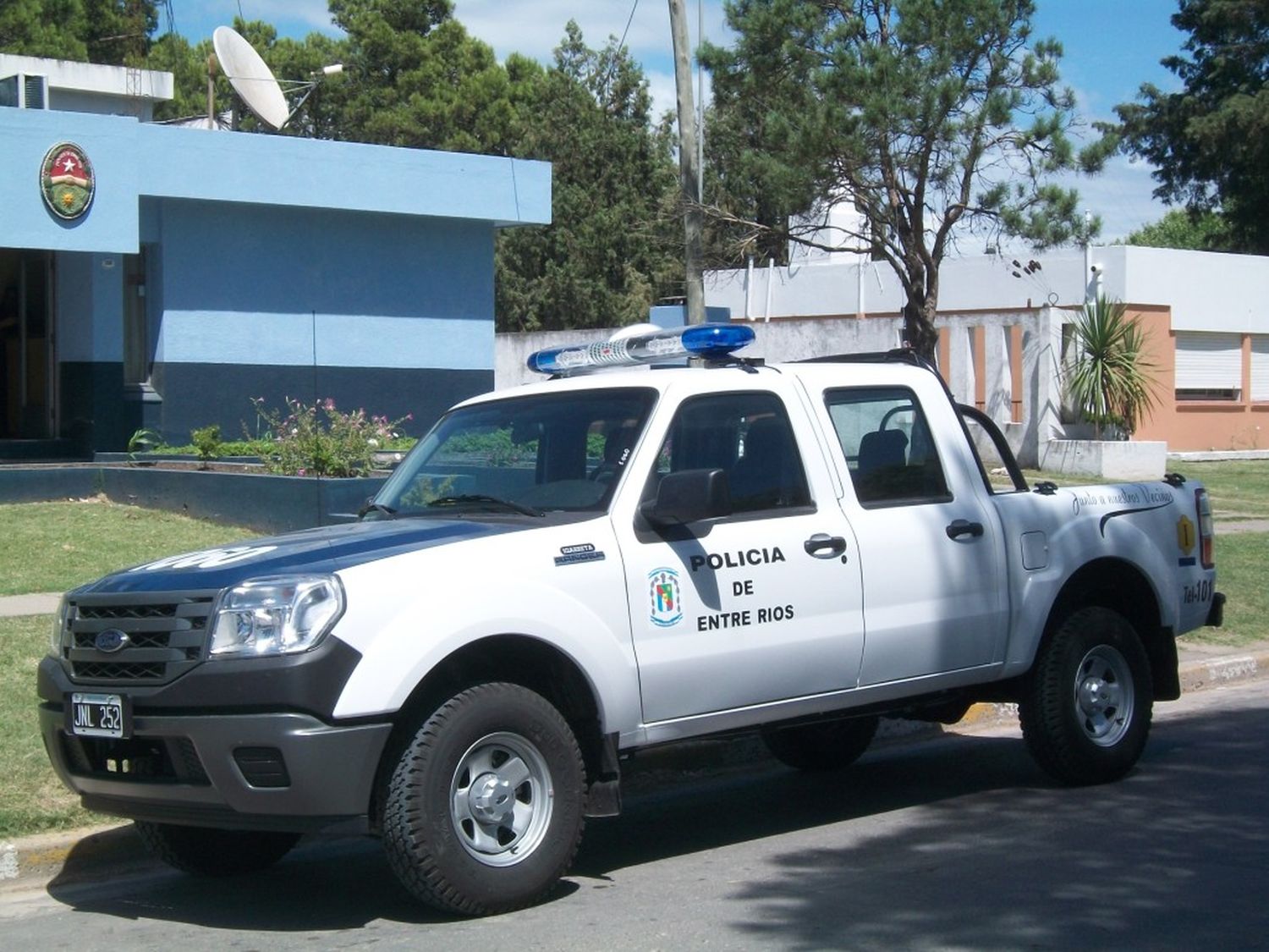 Motociclista accidentado sobre ruta 131