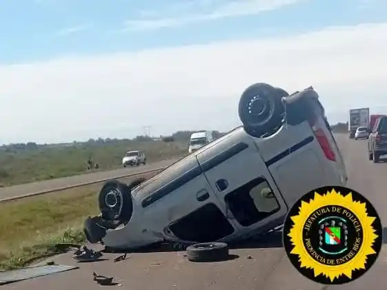 Vuelco en la Ruta 14: una mujer resultó herida y fue trasladada al hospital de Concepción del Uruguay