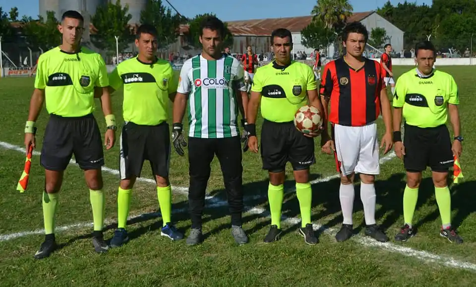 Hoy es el Día Internacional del Arbitro de Fútbol