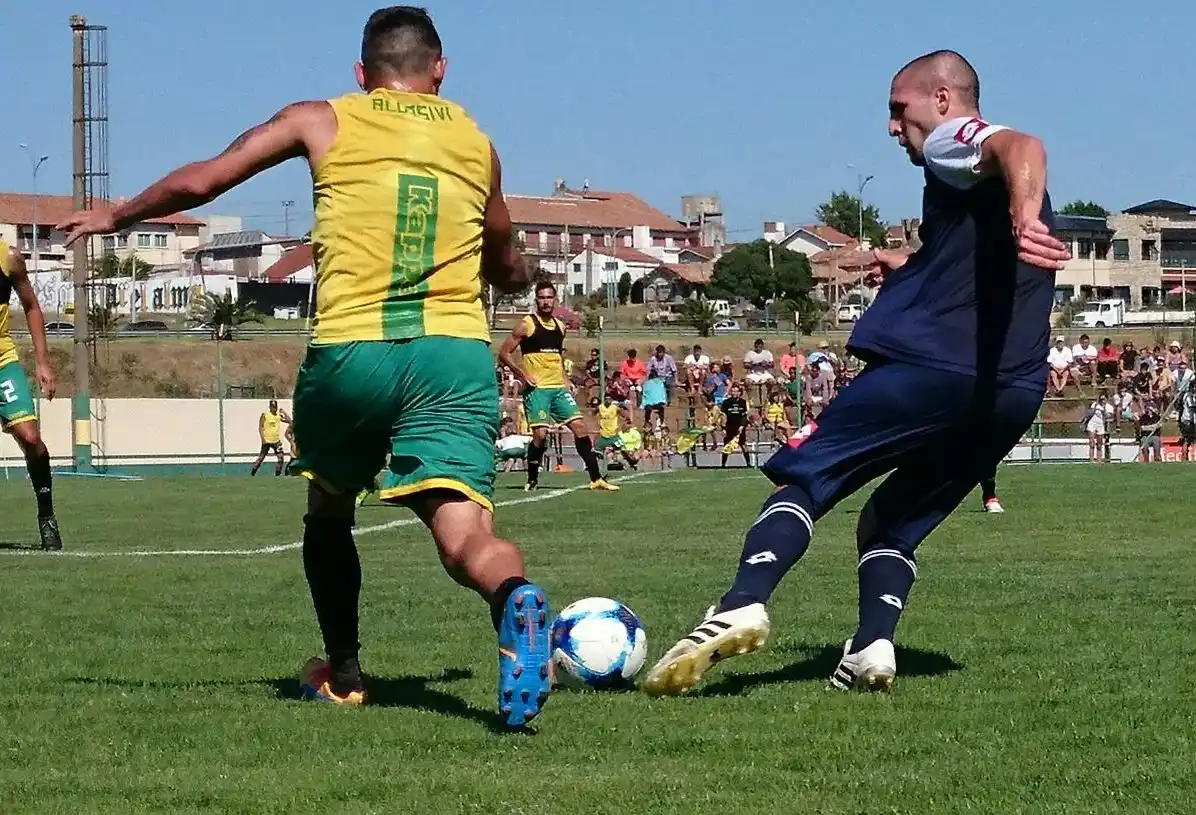 Los titulares de Aldosivi cayeron 1 a 0 ante Quilmes