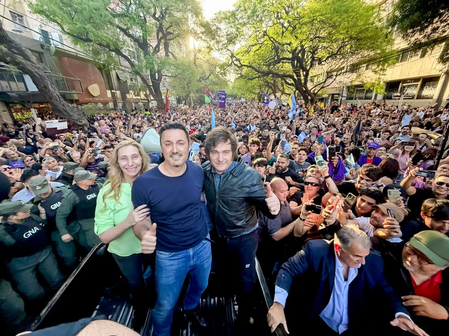 Karina Milei, Luis Petri y Javier Milei.