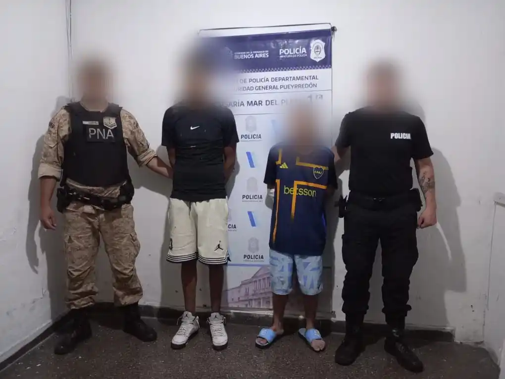 Los sujetos se cayeron del rodado y tuvo que asistirlos una ambulancia del SAME.