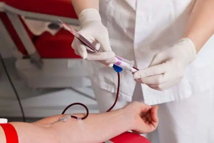 Colecta de sangre y registro de donantes de médula ósea