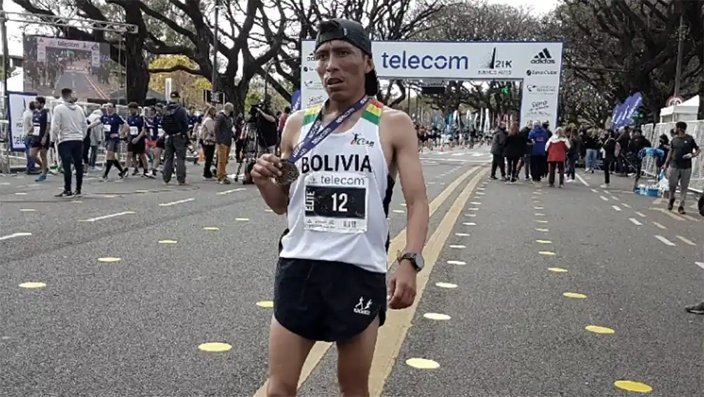 Héctor Garibay ganó el Maratón Internacional de Buenos Aires