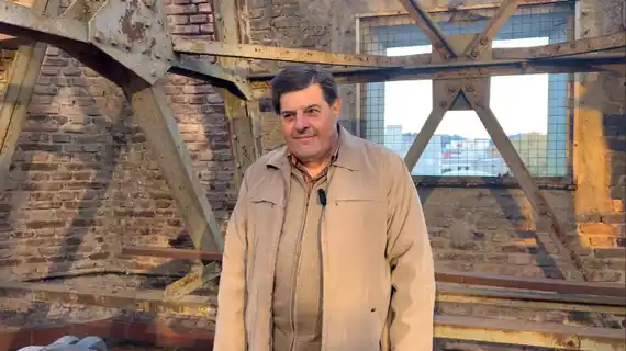 Entre teclas y martillos: así se tocan hoy las campanas de la Parroquia del Santísimo Sacramento