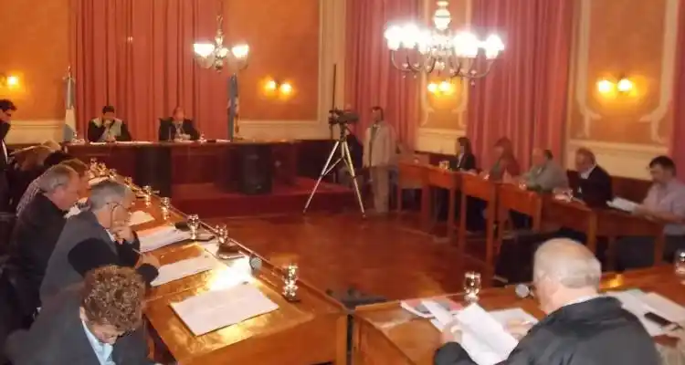 Aprobaron el pedido de informes por el caso Mamberto
