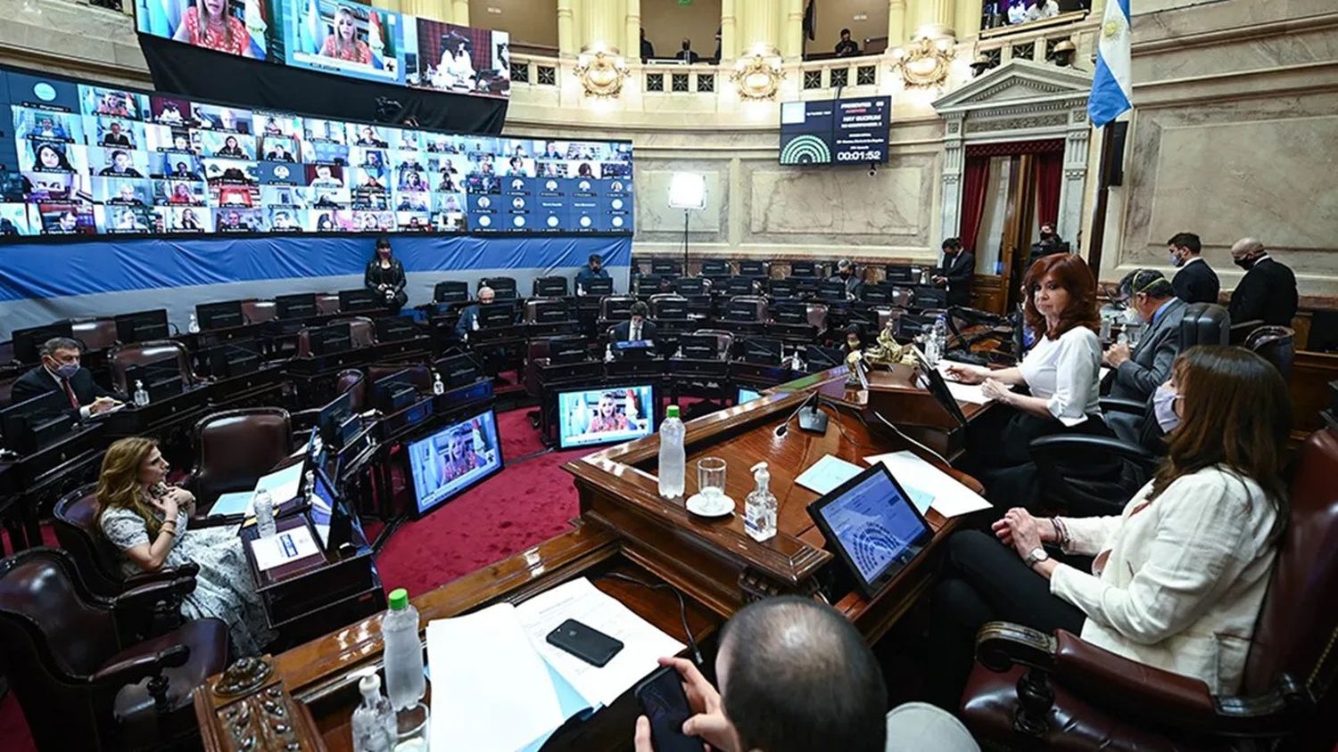 Avanzan en el Senado las negociaciones para retomar las sesiones presenciales