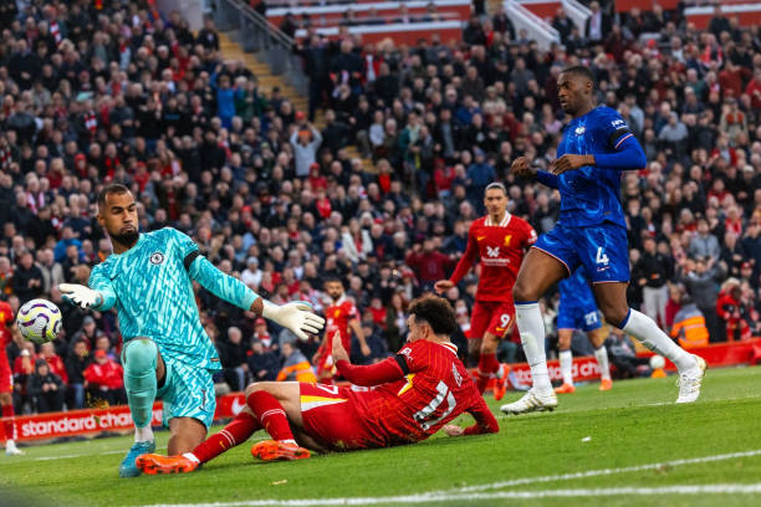 Liverpool superó a Chelsea