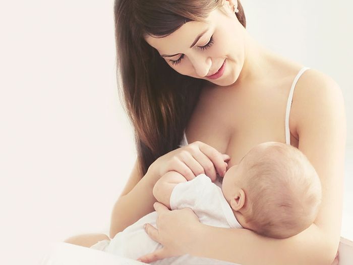 Cinco claves para una lactancia exitosa en los primeros seis meses del bebé