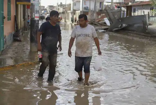 ¡TRAGEDIA EN PERÚ! Al menos 59 muertos y más de 12.000 damnificados deja temporada de lluvias