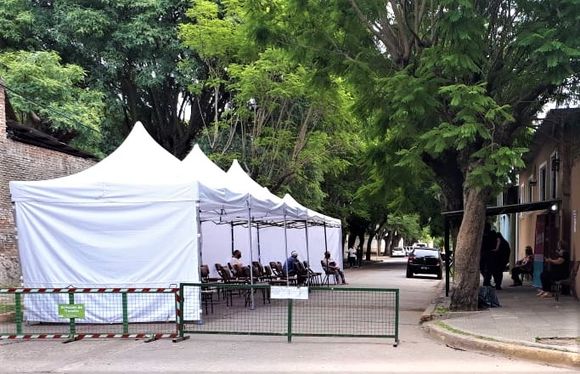 Vacunación contra el coronavirus: el lunes arribarán 600 dosis, informó Camila Caballero