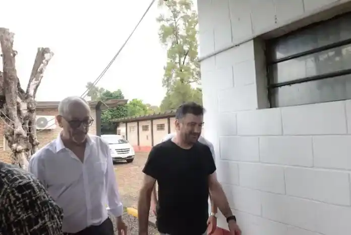 La secretaria de Edgardo Kueider contradijo su versión y se complica la situación legal del senador