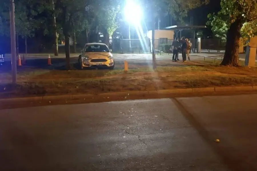 Rosario: atacaron a tiros un canal de TV y el frente de una cárcel