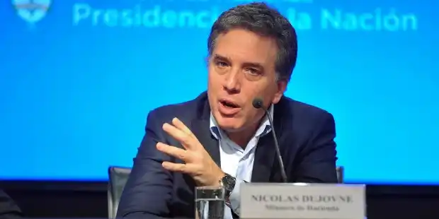 Dujovne anunció más ajuste: “Los privilegios del sector público tienen que terminarse”