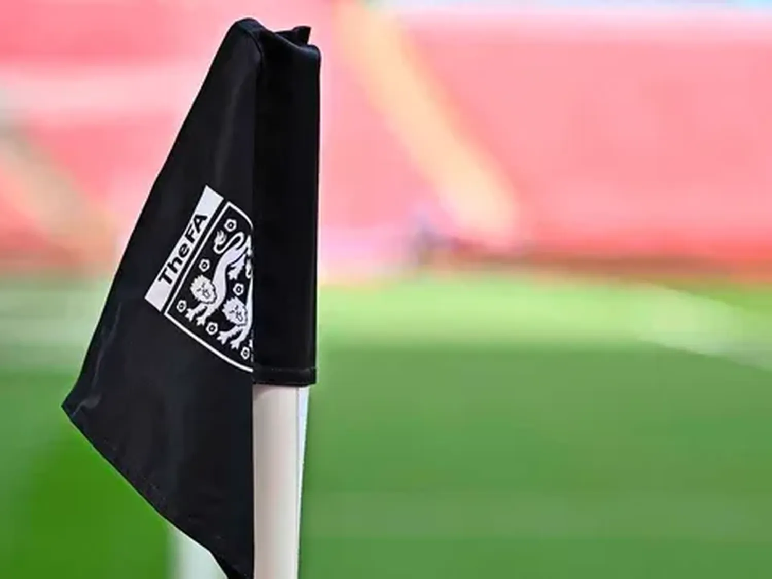 Decisión oficial: las mujeres transgénero no podrán participar en competiciones femeninas de fútbol en Inglaterra.Foto:Abbie Parr - AP