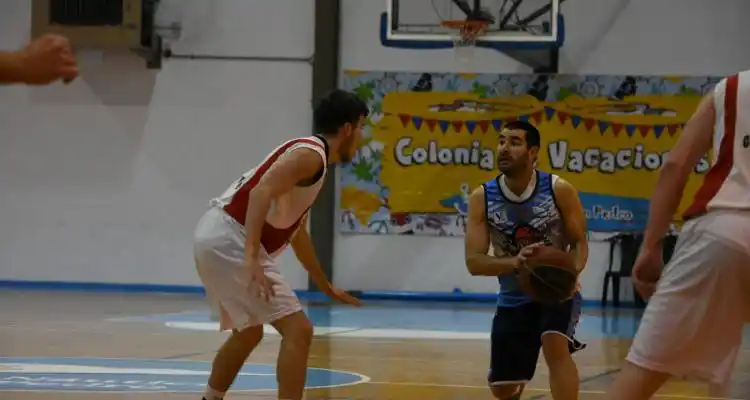 Náutico se hizo fuerte en el José Geoghegan y sacó ventaja en los cuartos de final