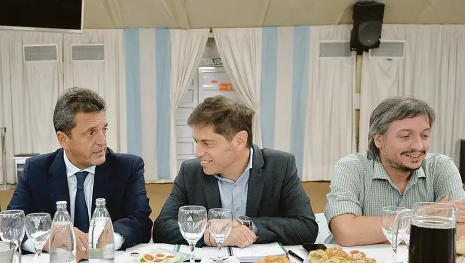Kicillof, Máximo Kirchner y Massa cerraron un acuerdo: el frente peronista bonaerense se llamará Fuerza Patria