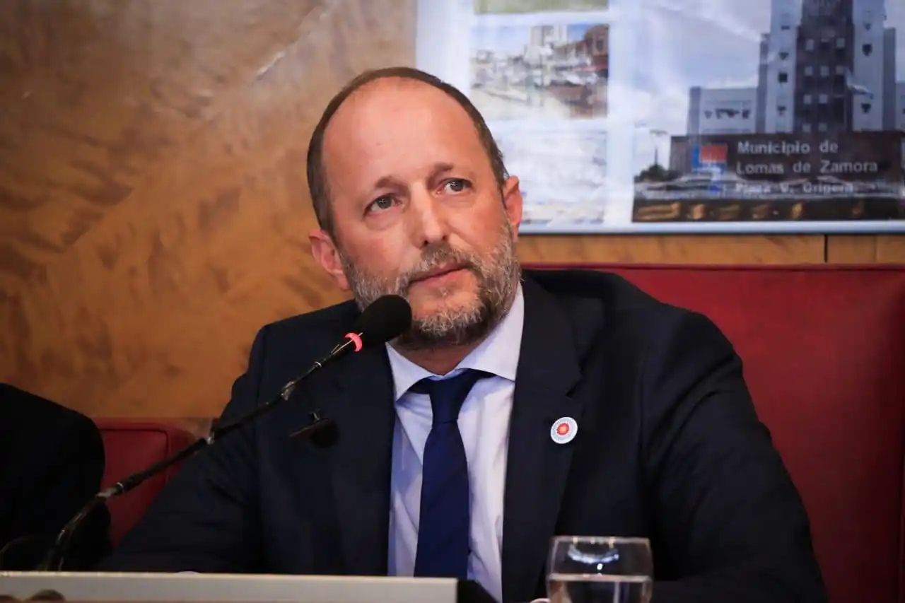 Apertura de sesiones en Lomas de Zamora: Para "Alberto, Cristina y Axel la prioridad es cuidar a los más débiles", dijo Insaurralde