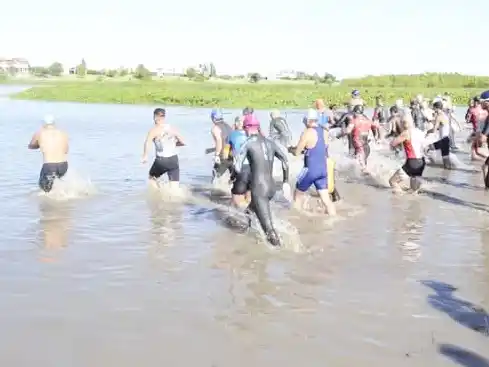 Victoria recibe la cuarta fecha del Circuito Binacional de Triatlón