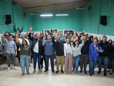 Bahl, Michel y Arévalo reunieron a la militancia en Feliciano
