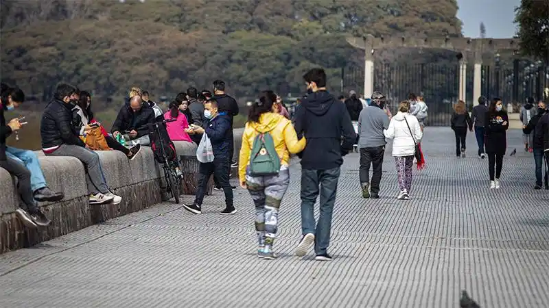 Otros 53 fallecidos y 5.241 contagiados de coronavirus en las últimas 24 horas
