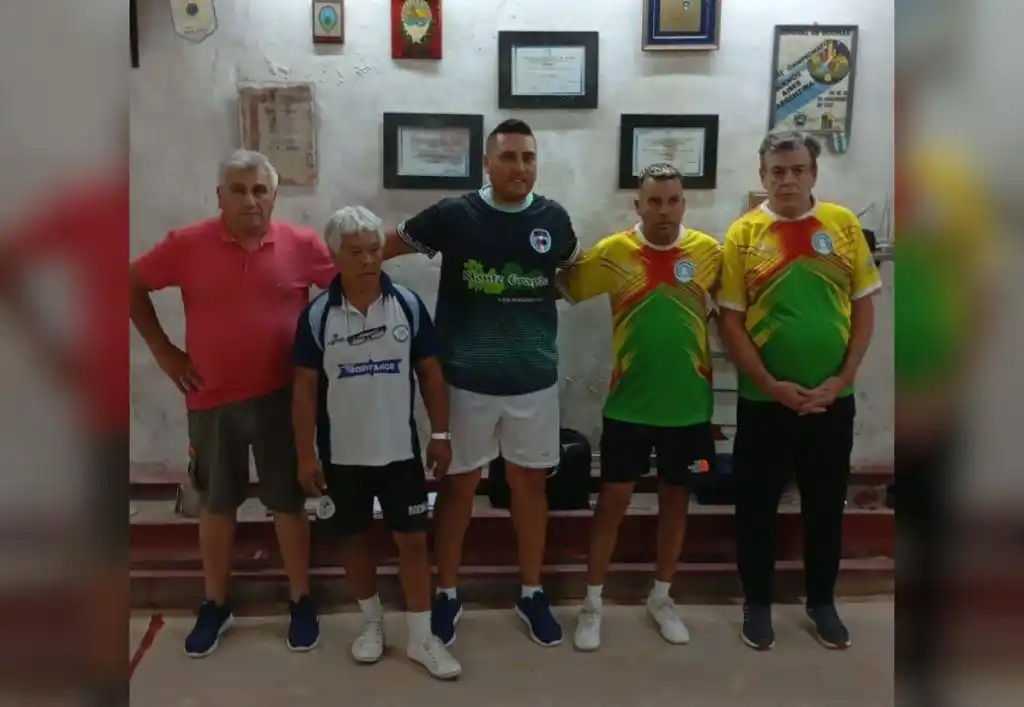 Bochas: Gran debut de Ezequiel Juárez