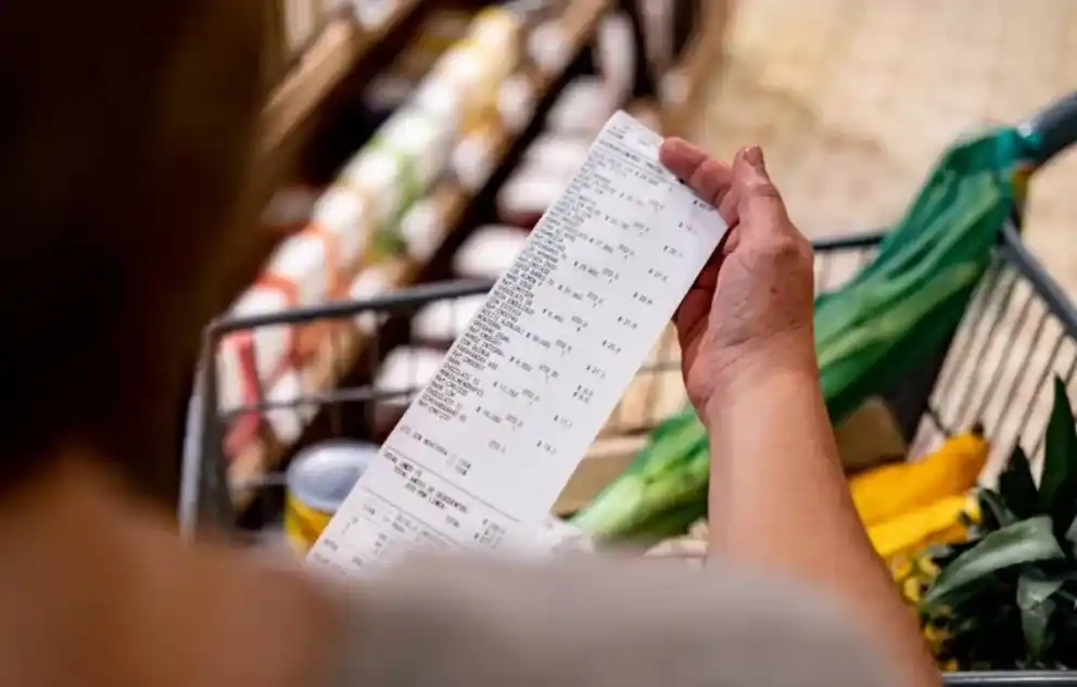 Las ventas en supermercados a nivel nacional cayeron por sexto mes consecutivo en septiembre
