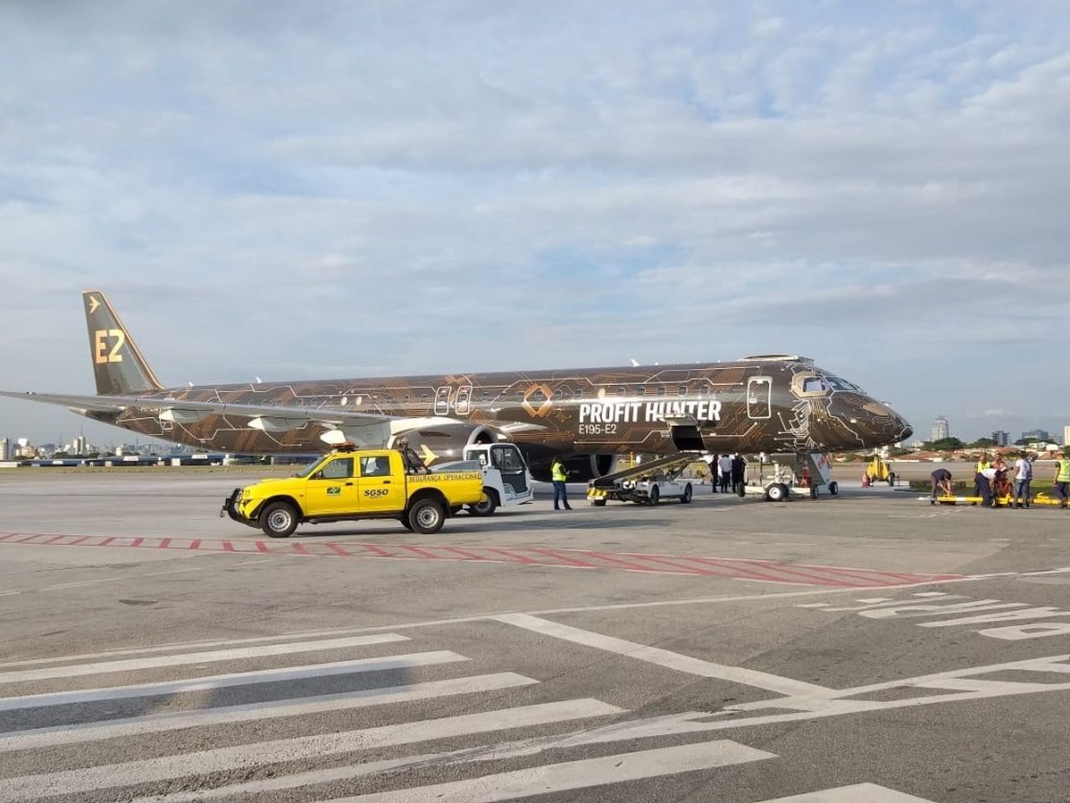 Por primera vez aterrizó en Congonhas un Embraer E195-E2
