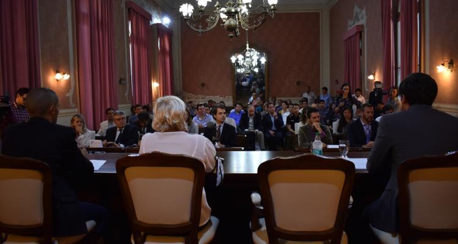 Sin Galera reveló que los concejales se votaron el máximo posible de sueldo y estalló la polémica