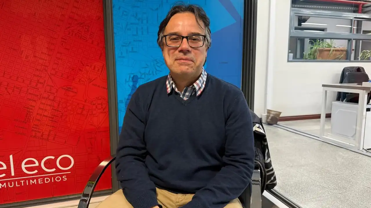 El ingeniero de sistemas Juan Manuel Toloza, especializado en automatización, robótica y sistemas embebidos.