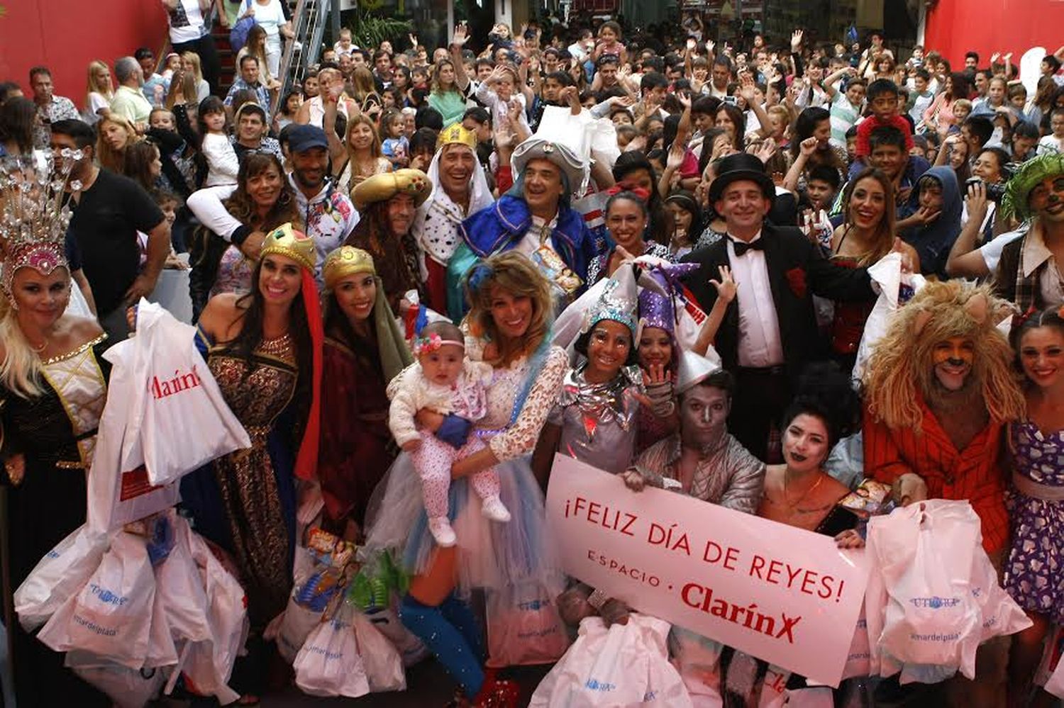 Jornada con los Reyes Magos, moda y música en Espacio Clarín