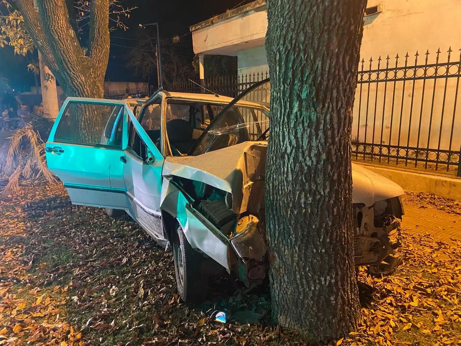 Fuerte accidente en Venado. Crédito: Bomberos de Venado Tuerto.
