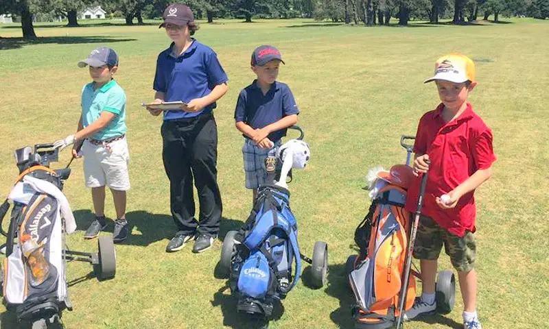 El “Putter de Oro Junior” abre el calendario regional de golf